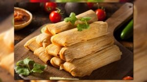 Christmas food Arizona, Arizona holiday food, Christmas dinner Arizona, Arizona cuisine, Southwestern Christmas food, Tamales